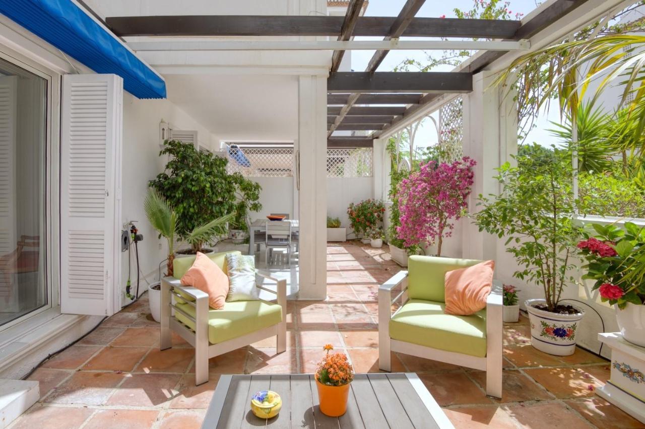 Playas Del Duque, Puerto Banus, Golf .Playa Y Compras Daire Marbella Dış mekan fotoğraf